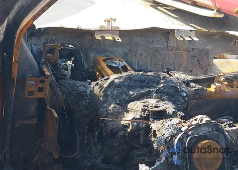 2018 Jeep Compass Trailhawk 4X4 z USA, uszkodzony, nr VIN 3C4NJDDB1JT185864